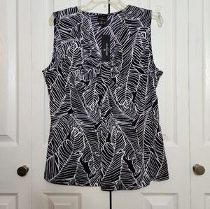 Worthington sleeveless top